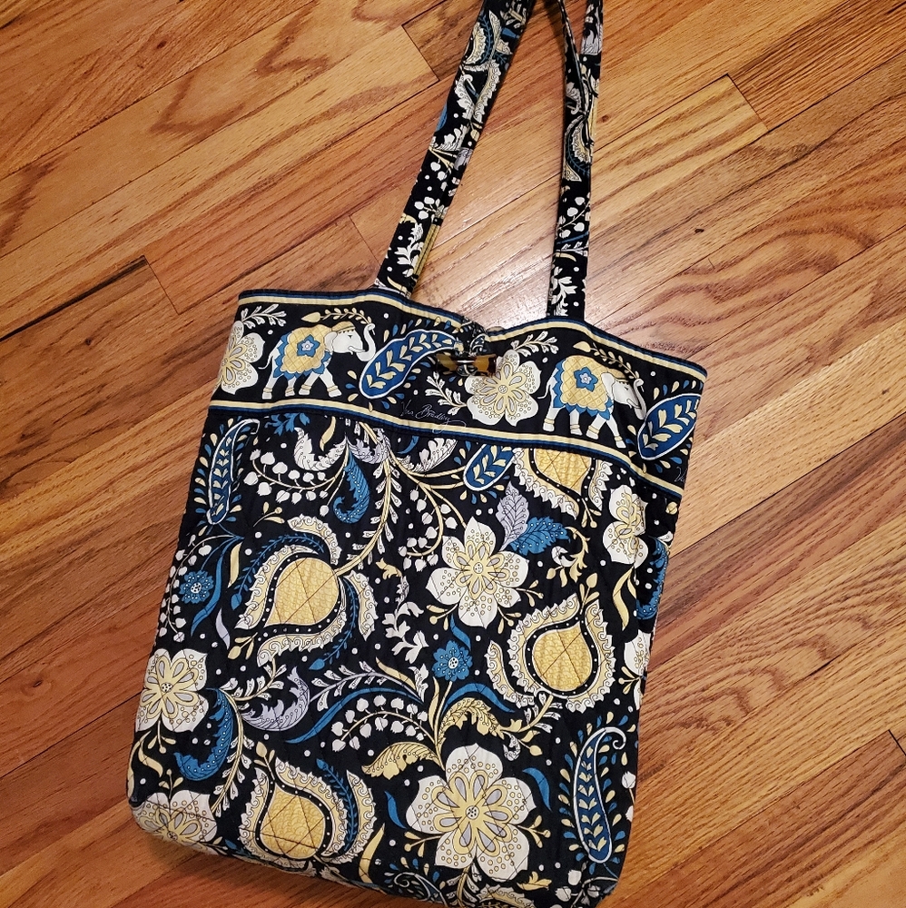 Vera bradley tote in retired Ellie Blue